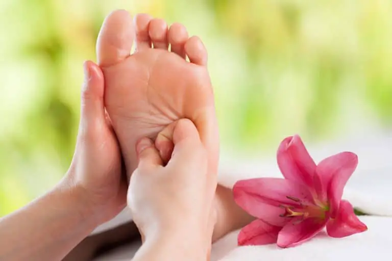 La reflexologie plantaire: pourquoi vos pieds vous diront merci